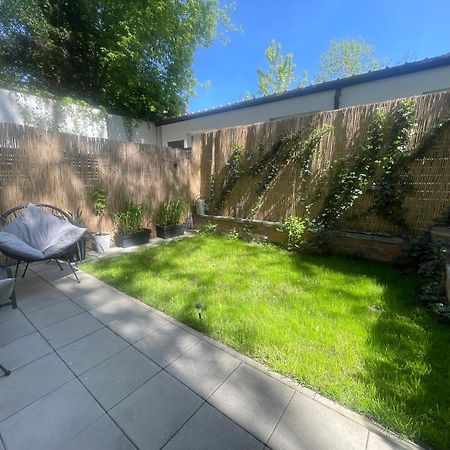 Garden Place Apartment Warschau Exterior foto